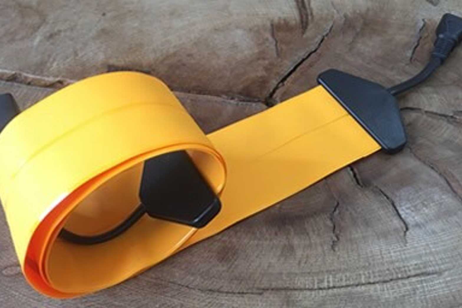 yellow black flat extension cord